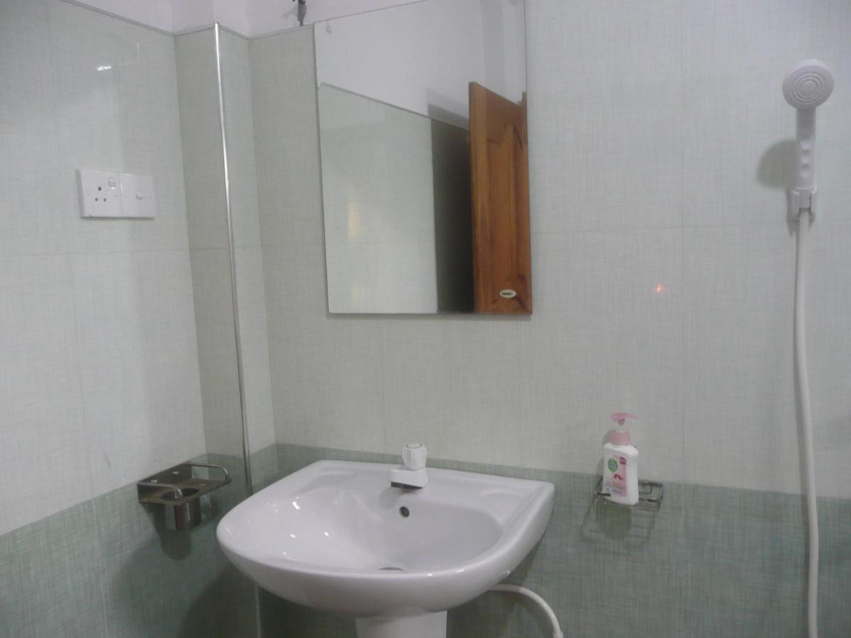 Hotel Nimjaya Udawalawe Ngoại thất bức ảnh