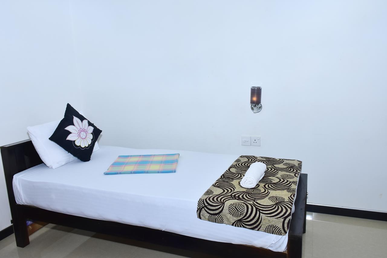 Hotel Nimjaya Udawalawe Ngoại thất bức ảnh